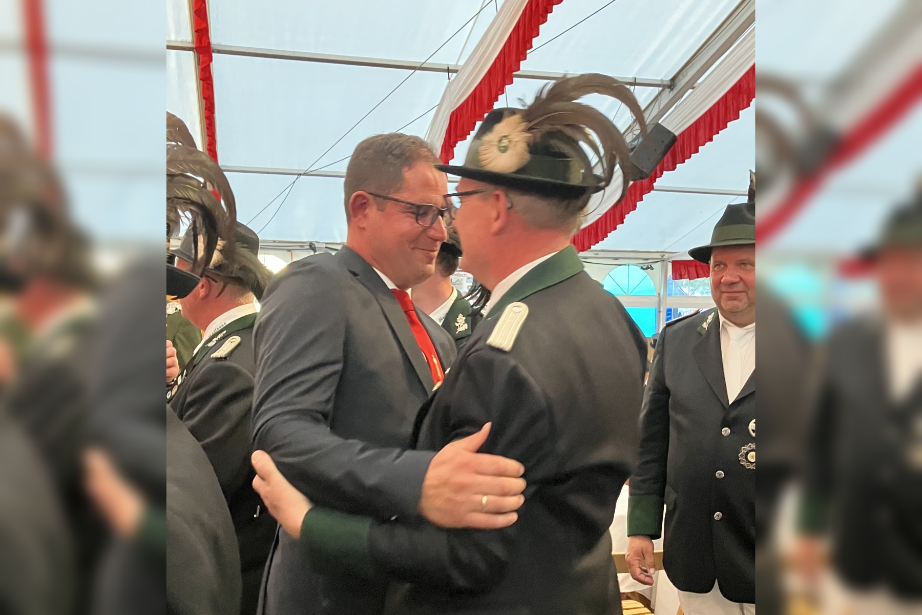 Stefan bei Gratulation mit A. Hosten