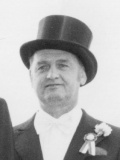 Heinrich L.